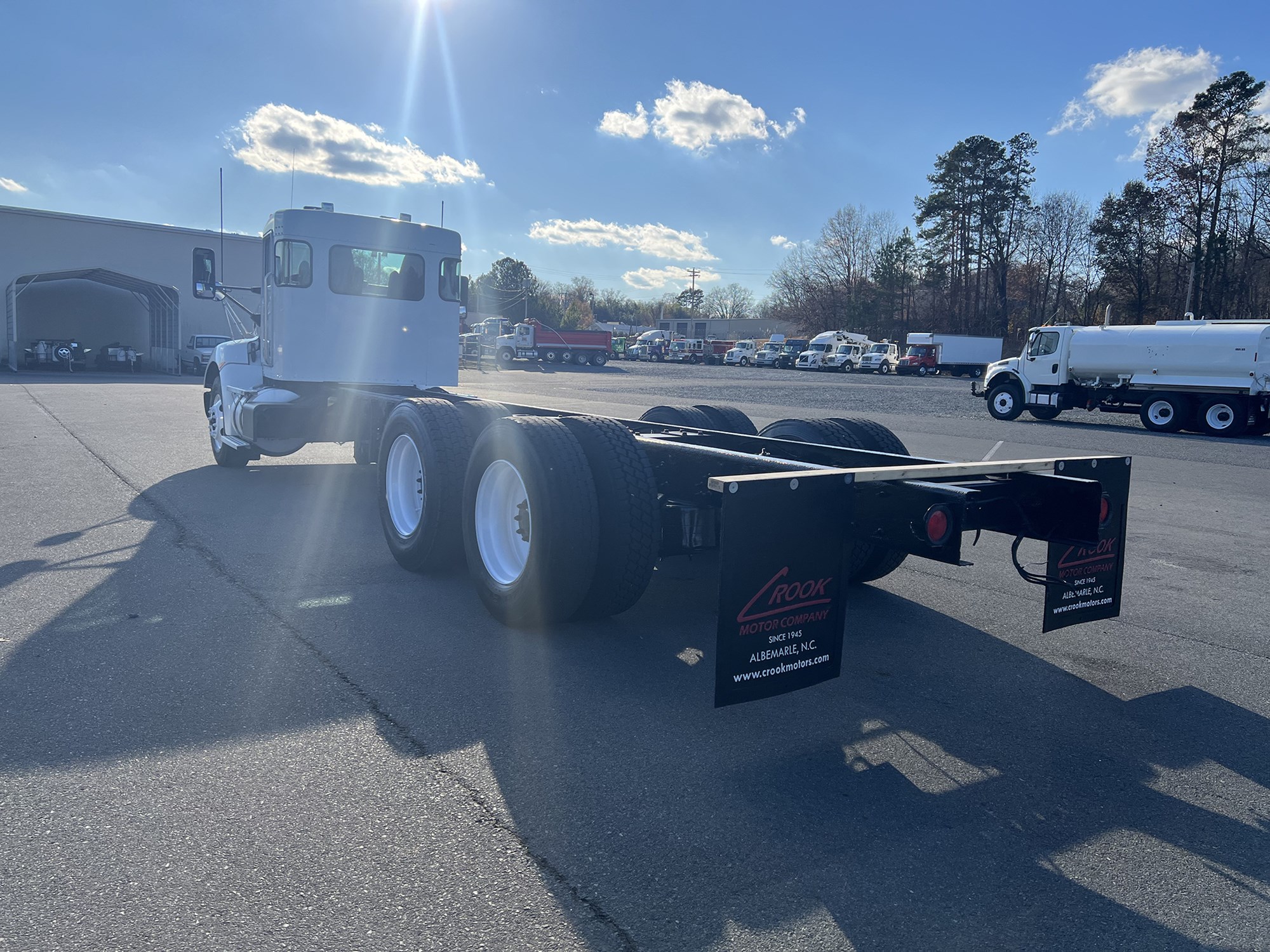 2014 Kenworth T3 Series - image 5 of 6