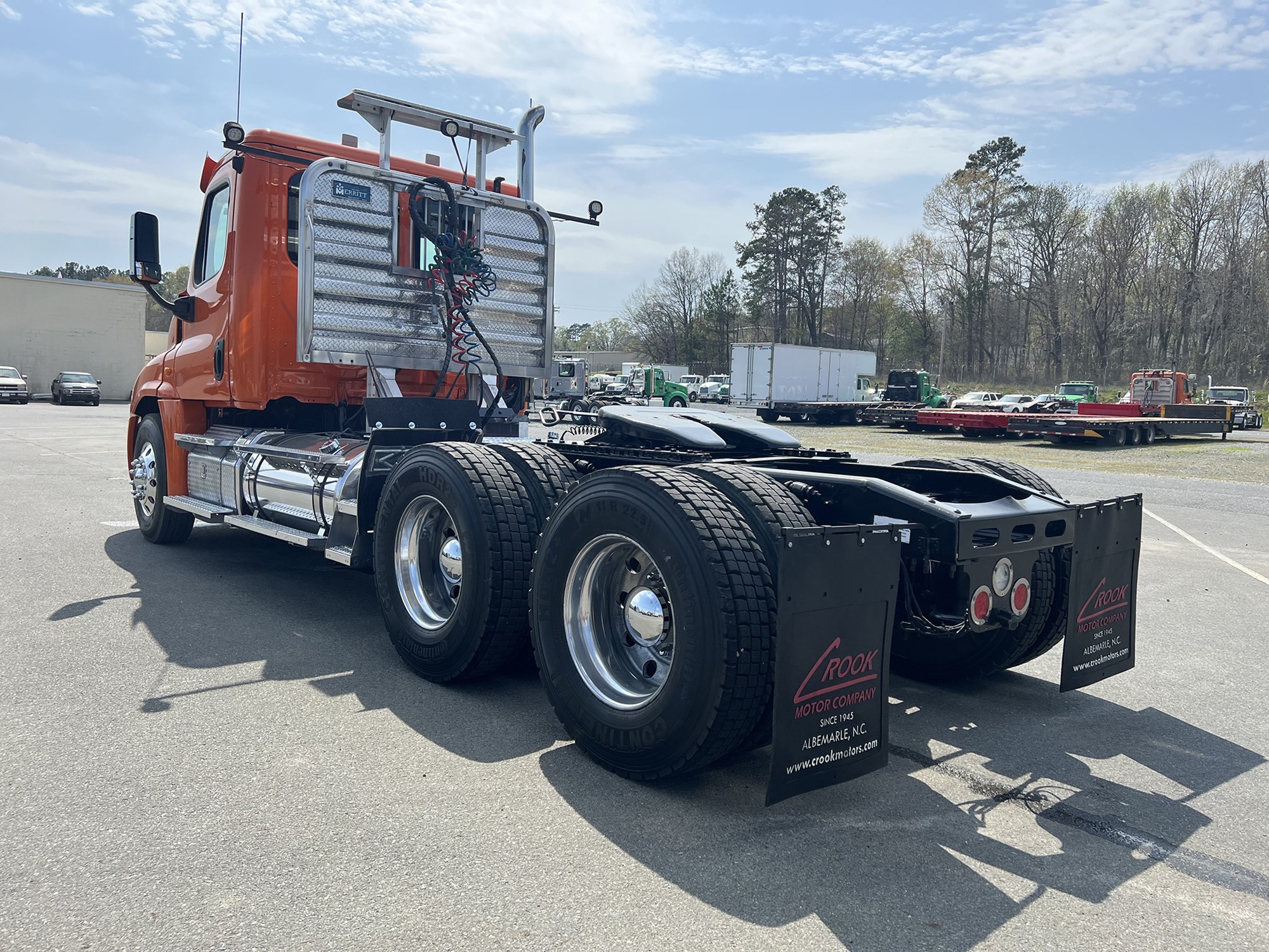 2017 Freightliner Cascadia 125 - image 6 of 6