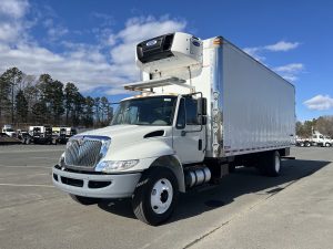 2017 International DURASTAR 4300 1712690956515