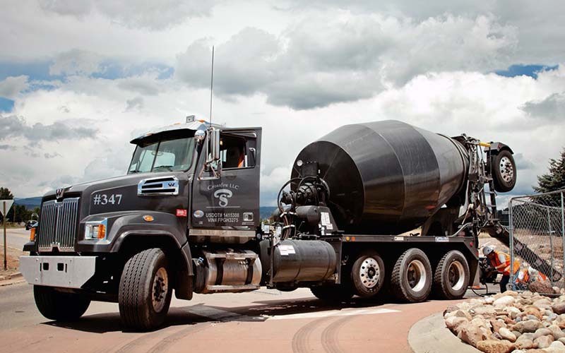 Western Star 4700 - image 1 of 2