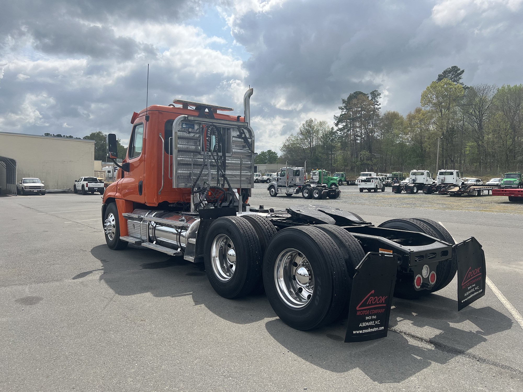 2015 Freightliner Cascadia - image 6 of 6