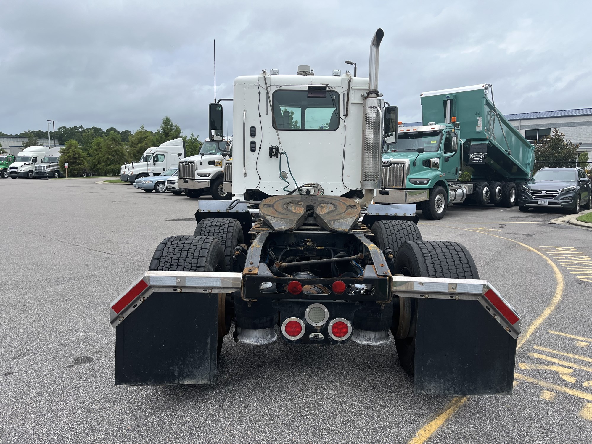 2005 FREIGHTLINER CONVENTIONAL - image 4 of 6