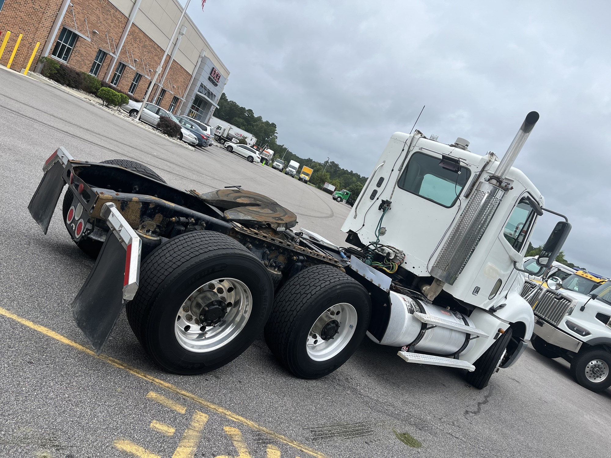 2005 FREIGHTLINER CONVENTIONAL - image 5 of 6