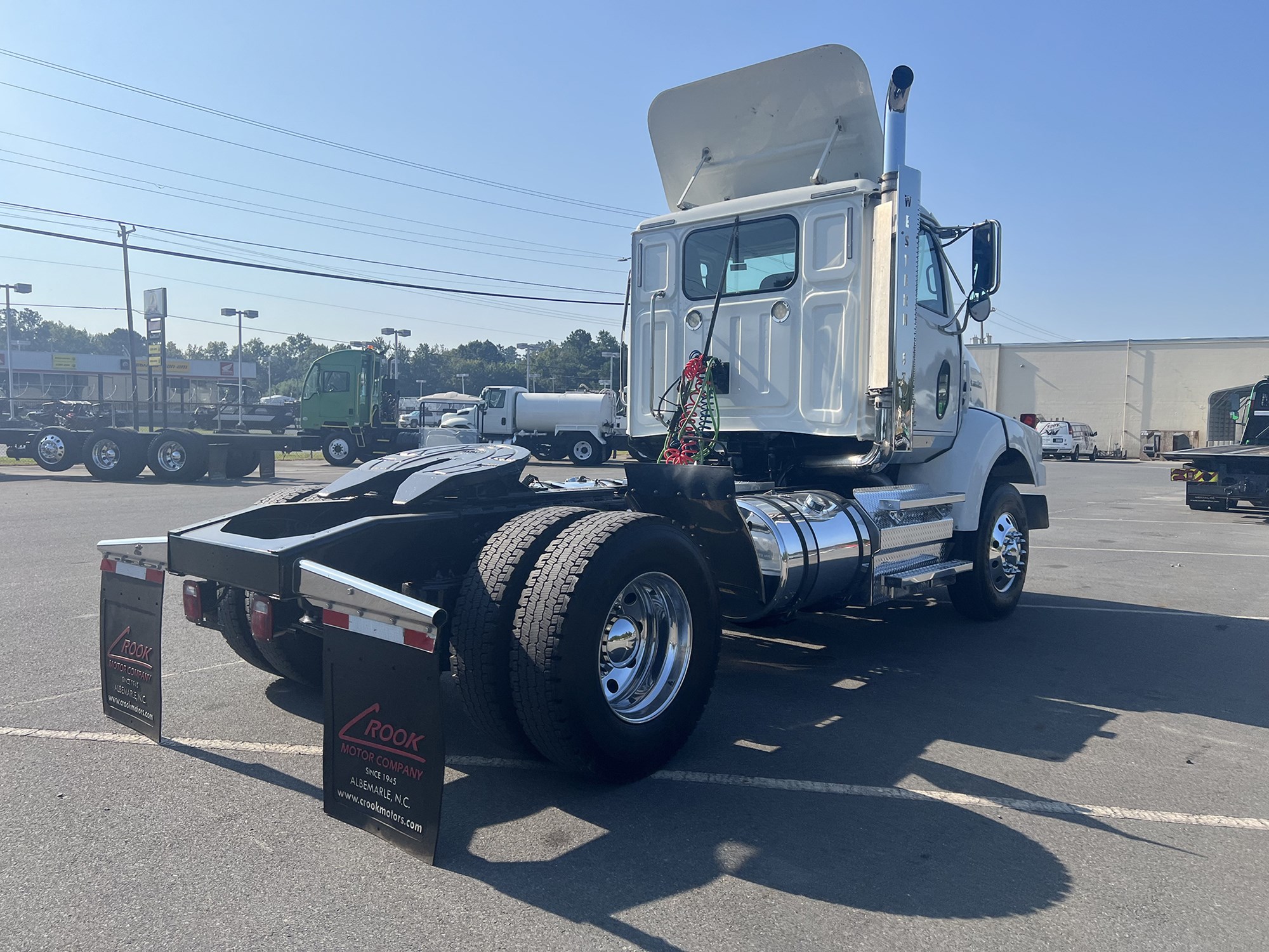 2019 Western Star 4900 - image 5 of 6