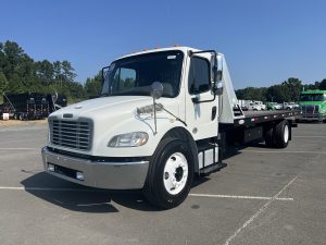 2017 Freightliner M2 1725030089753