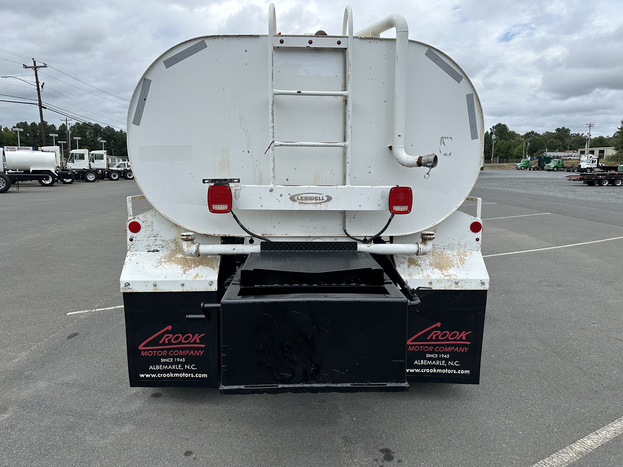 2019 Freightliner M2 - image 5 of 6