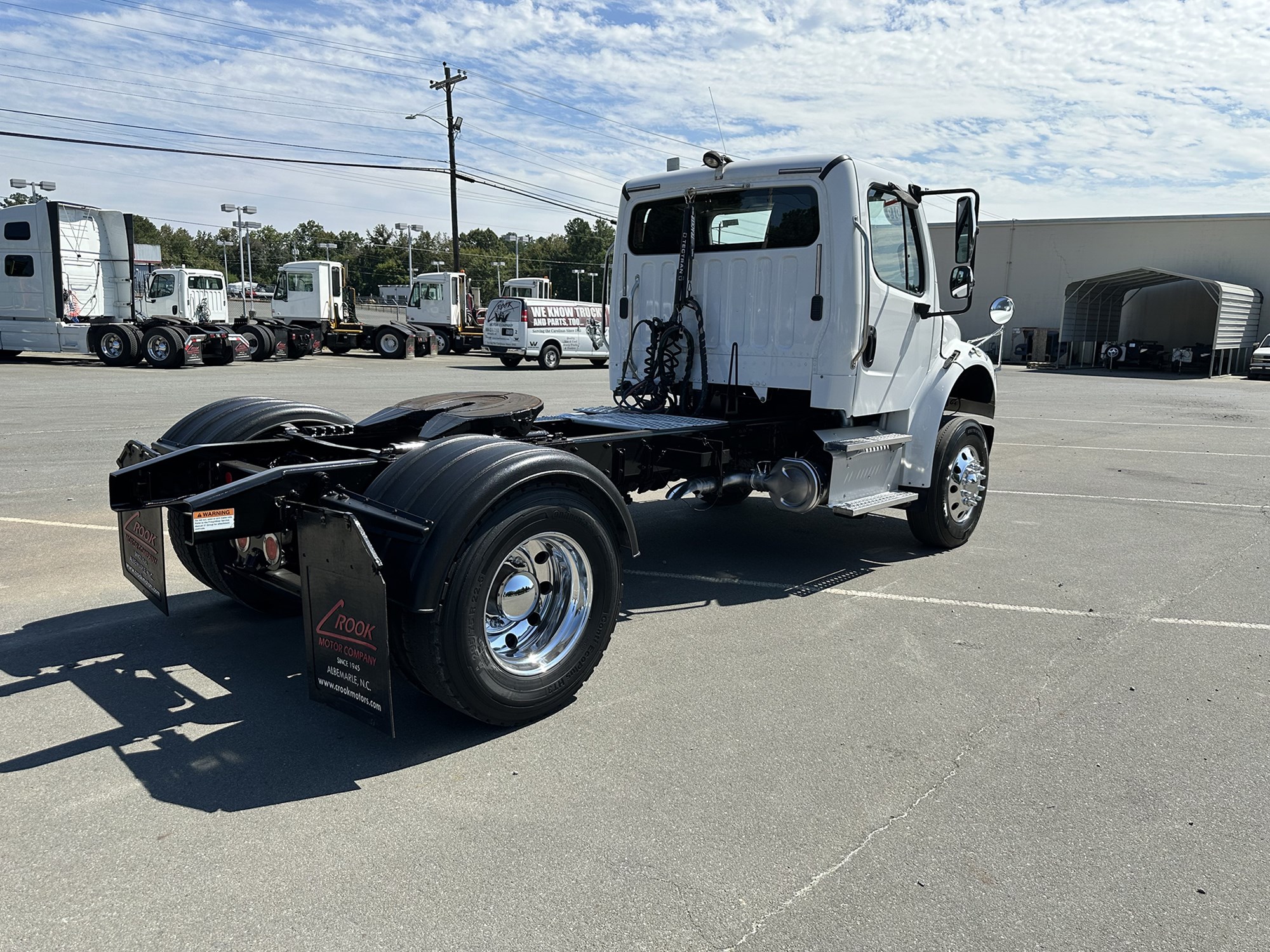 2019 Freightliner M2106 - image 5 of 6