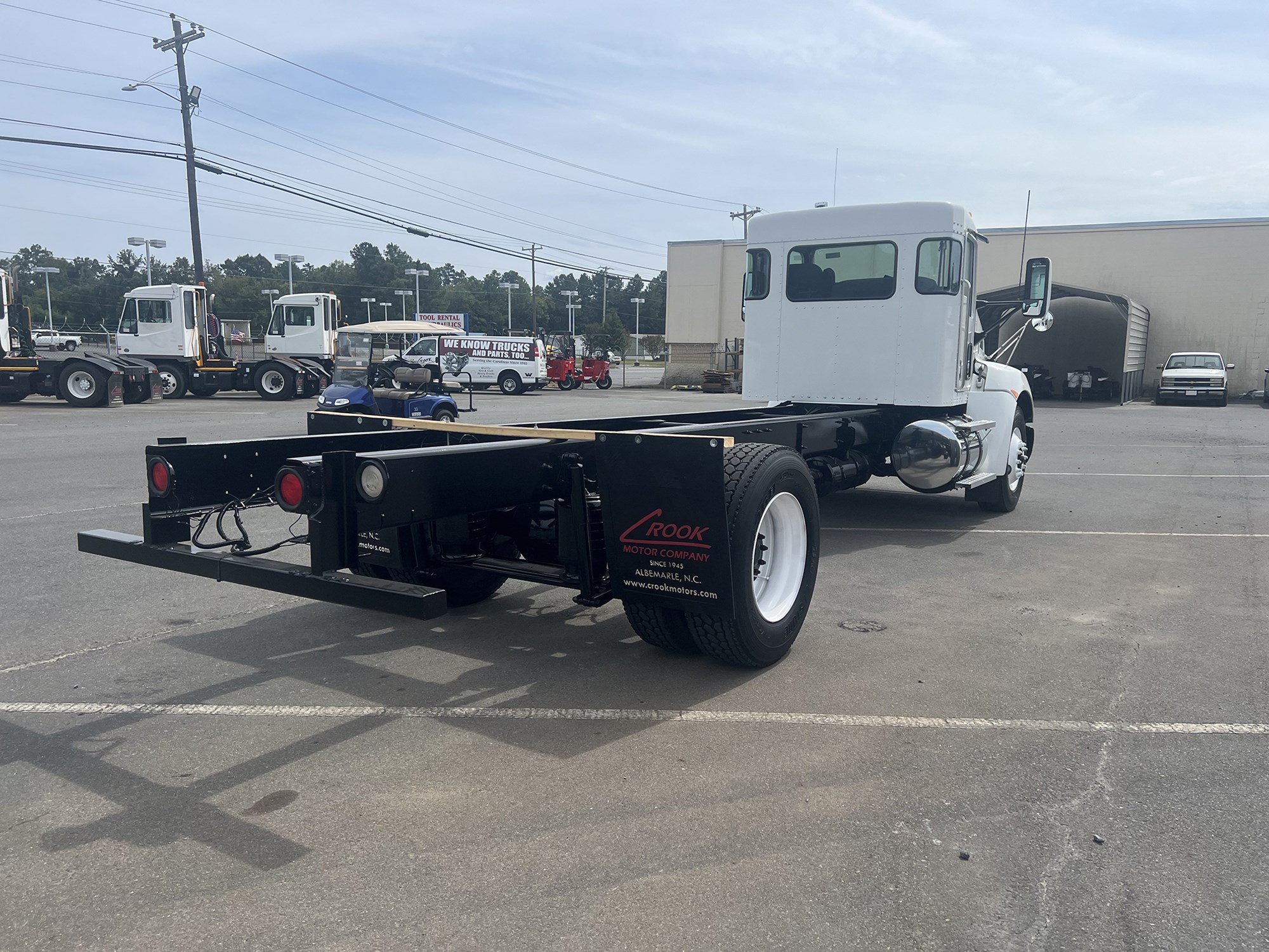 2009 Kenworth T370 - image 5 of 6