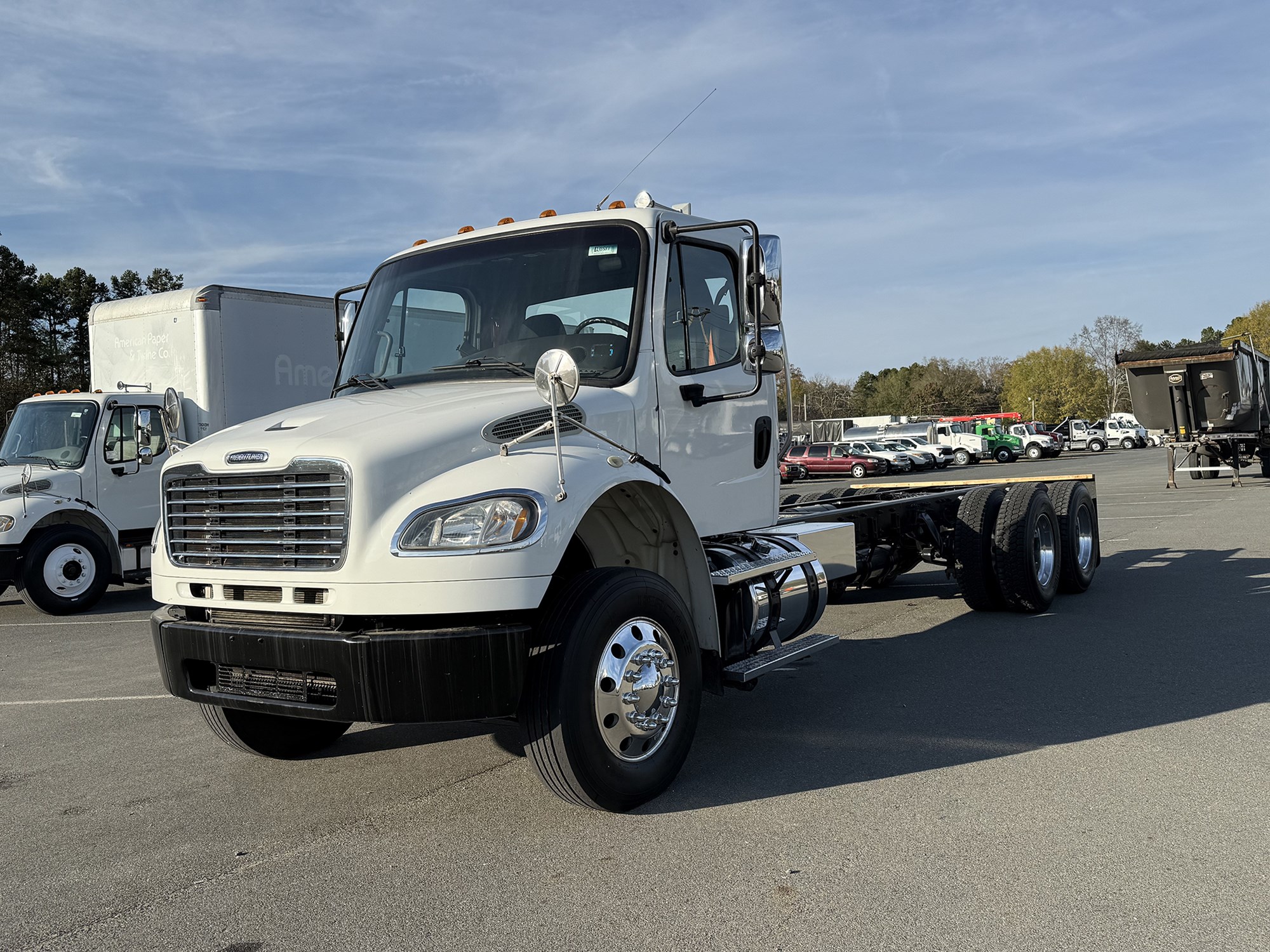 2018 Freightliner M2 - image 1 of 4