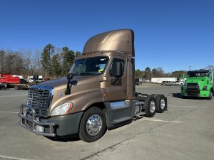 2017 Freightliner CA125 Cascadia 1735852595313