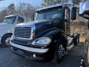 2018 Freightliner Columbia 1737749488463