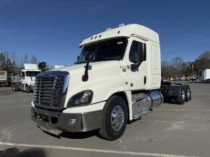 2017 Freightliner Cascadia 125 1738172377436