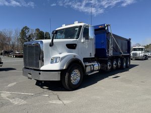 2023 Freightliner 122SD 1740515885559