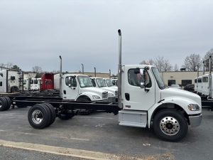 2026 Freightliner M2106 1741380238609