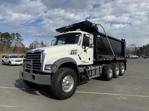 2018 Mack GU (Granite) 1741620708076